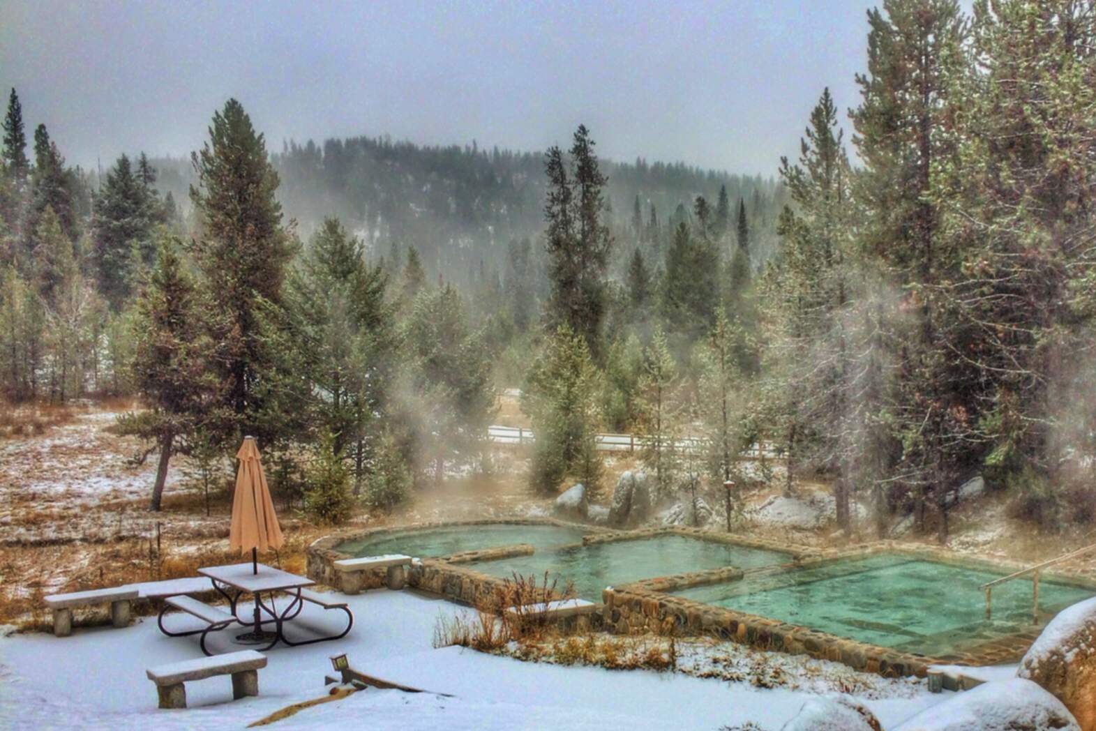 5 Hot Springs to Soak Your Troubles Away