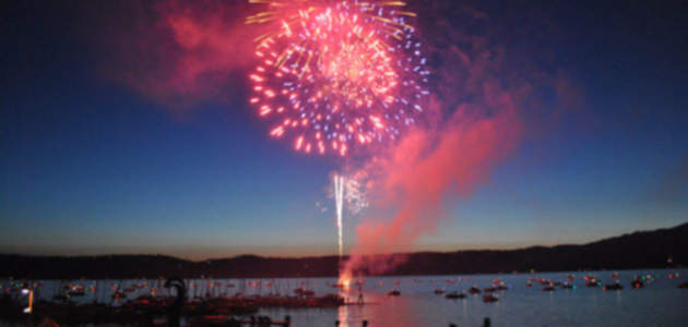 4th Of July Fireworks Show Over Payette Lake Mccall Idaho Let S Go
