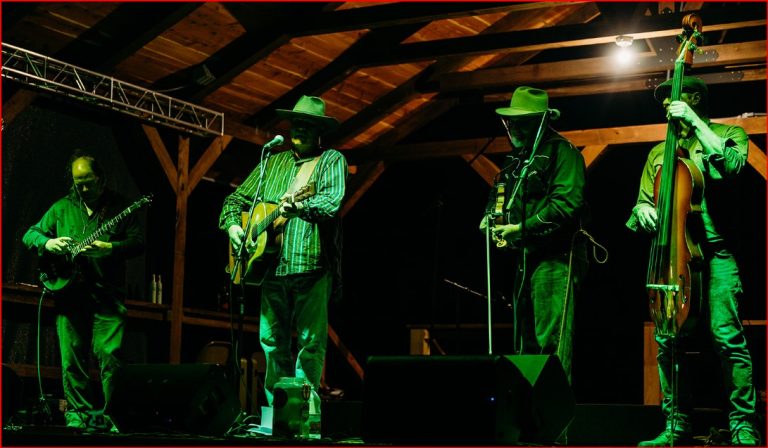 Mountain Country Live at SRB
